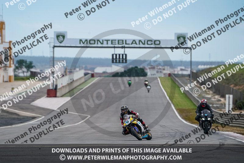 cadwell no limits trackday;cadwell park;cadwell park photographs;cadwell trackday photographs;enduro digital images;event digital images;eventdigitalimages;monteblanco trackday photographs;no limits trackdays;peter wileman photography;racing digital images;trackday digital images;trackday photos